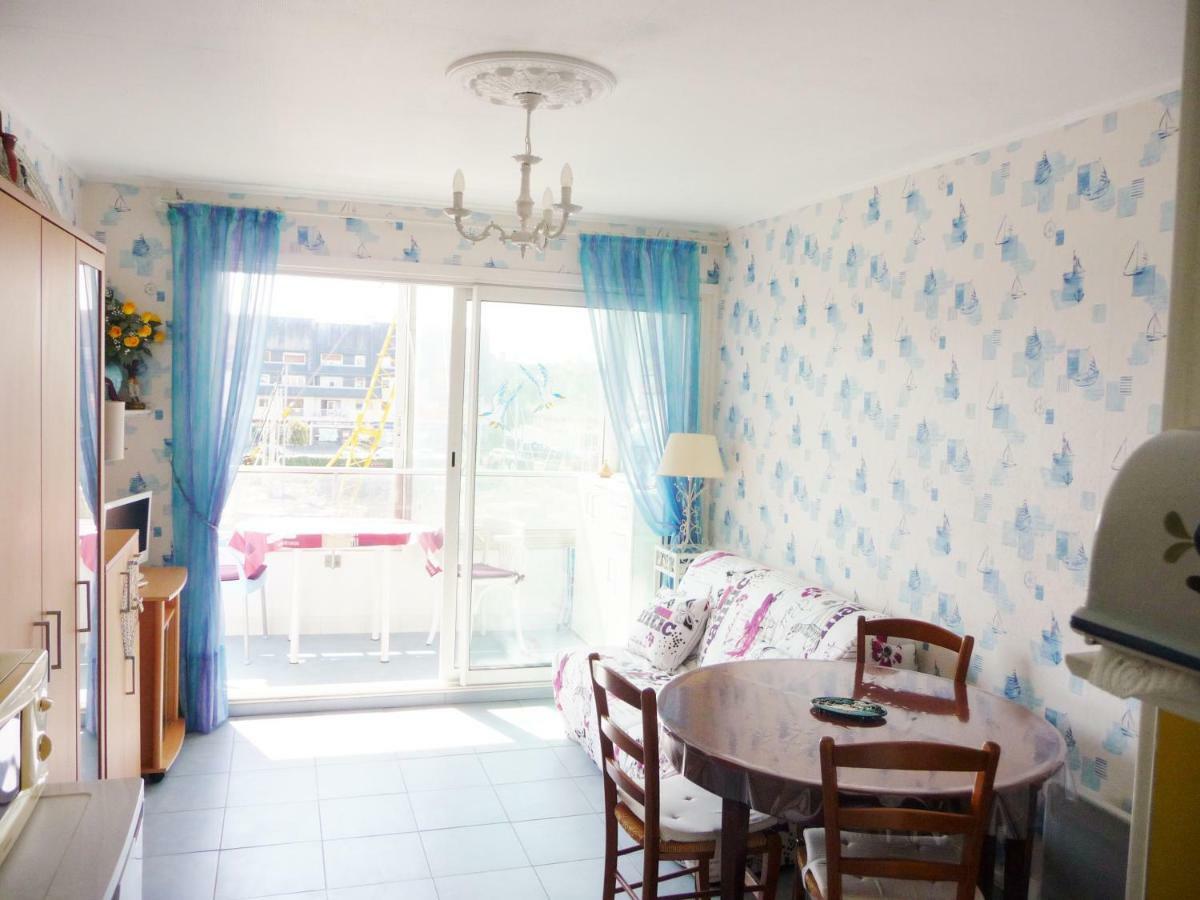 Ferienwohnung Cap Horn Ensoleille Face Port Courseulles-sur-Mer Exterior foto